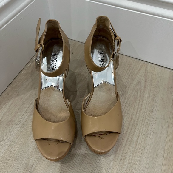 Michael Kors nude platform wedge - Picture 6 of 11